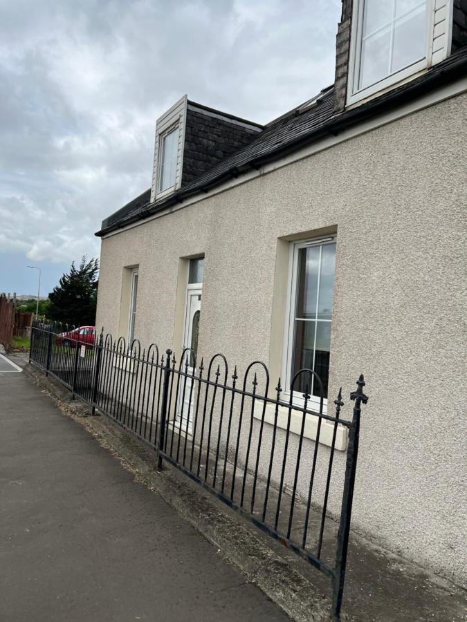 4 Bed Bungalow Near Airport Edimburgo Esterno foto