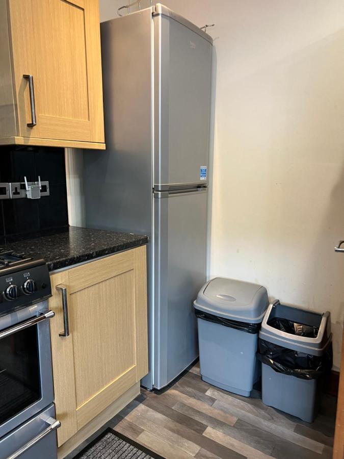 4 Bed Bungalow Near Airport Edimburgo Esterno foto