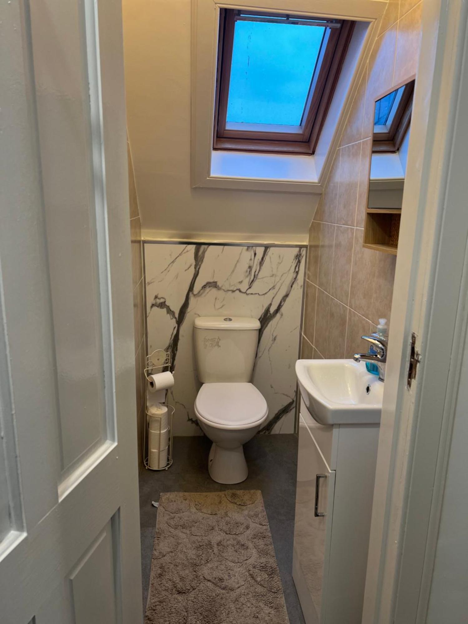 4 Bed Bungalow Near Airport Edimburgo Esterno foto