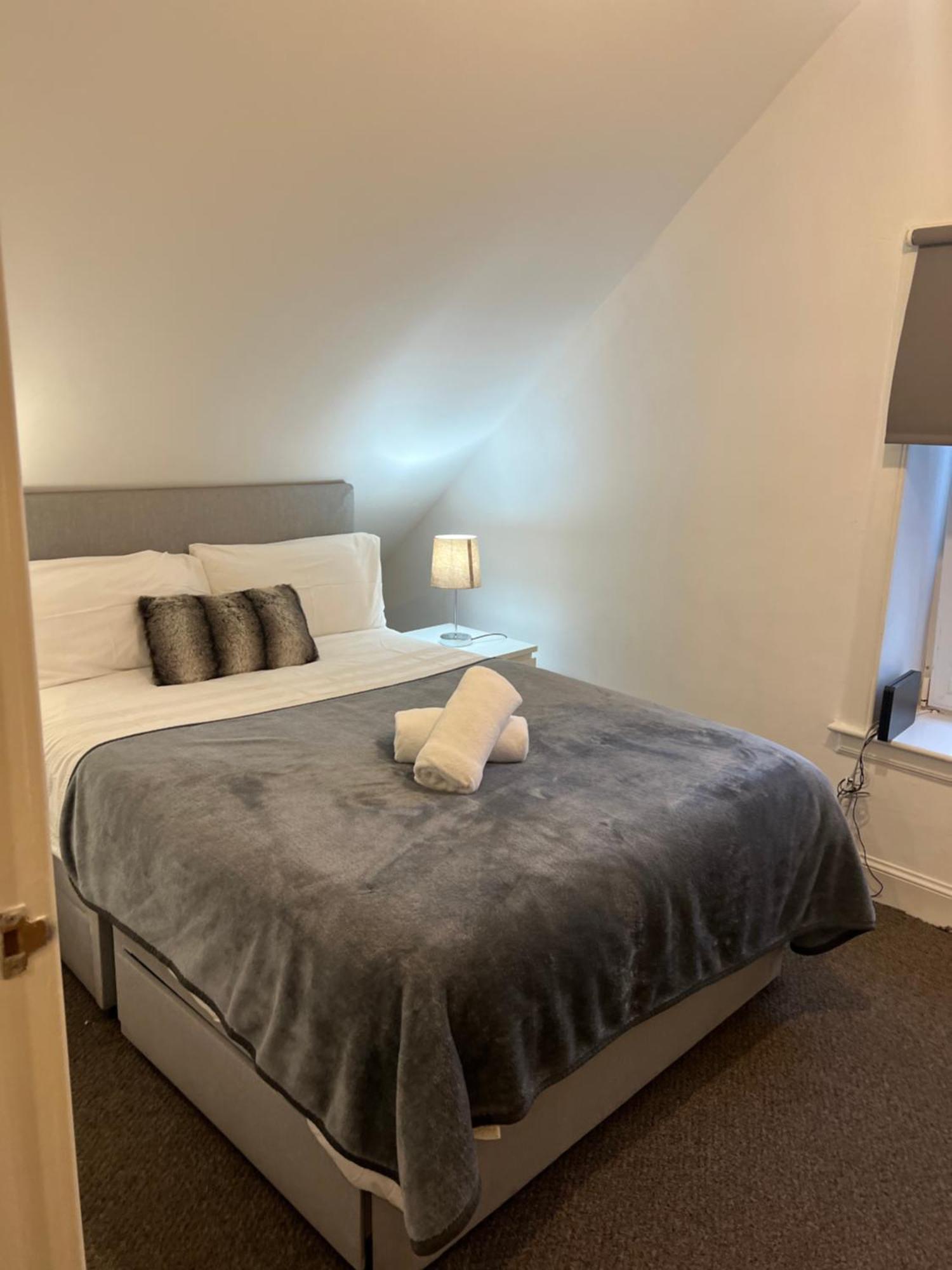 4 Bed Bungalow Near Airport Edimburgo Esterno foto